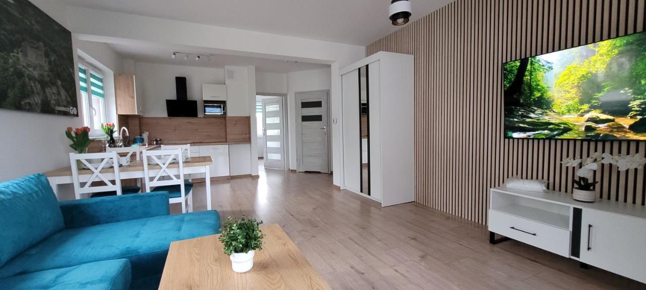 Kolorowe Cieplice - Apartamenty Z Widokiem Na Karkonosze Jelenia Gora Luaran gambar