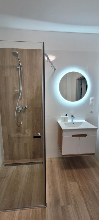Kolorowe Cieplice - Apartamenty Z Widokiem Na Karkonosze Jelenia Gora Luaran gambar