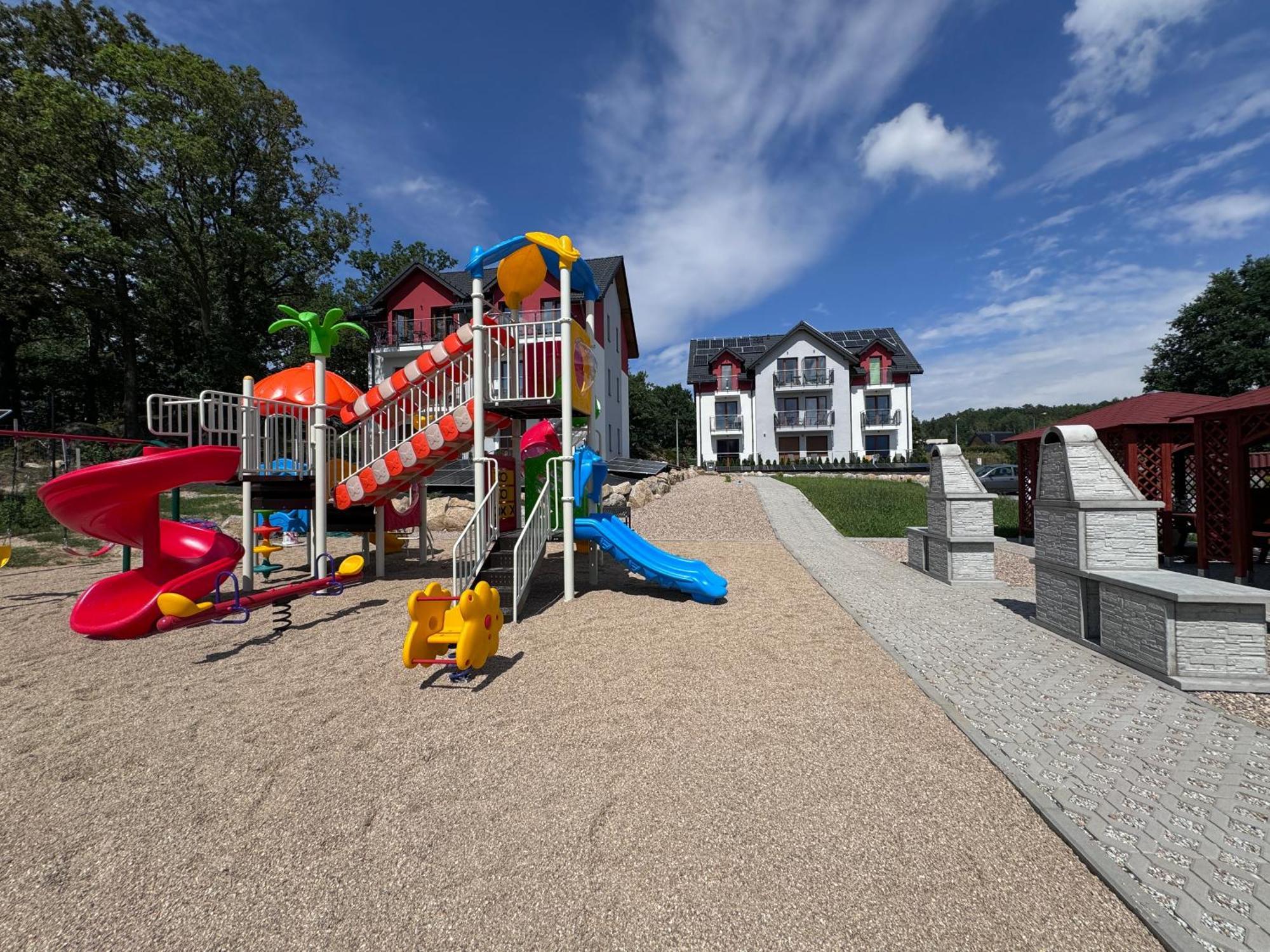 Kolorowe Cieplice - Apartamenty Z Widokiem Na Karkonosze Jelenia Gora Luaran gambar